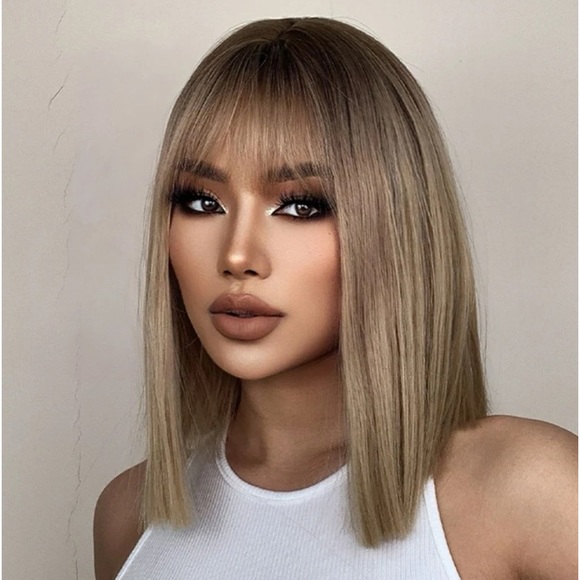 Ombré Wig ❤️ - Picture 3 of 4